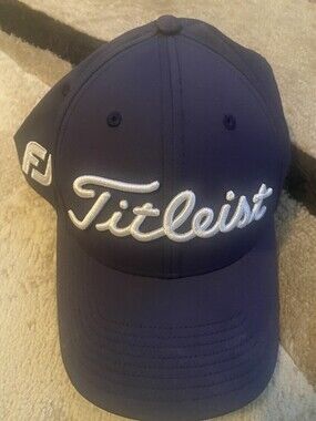 Titleist Golf PRO V1 Fitted Cap Hat Navy Size 7 1/8